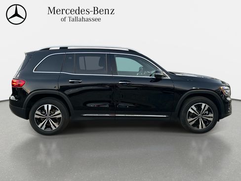 Used 2025 Mercedes-Benz GLB 250 image 6