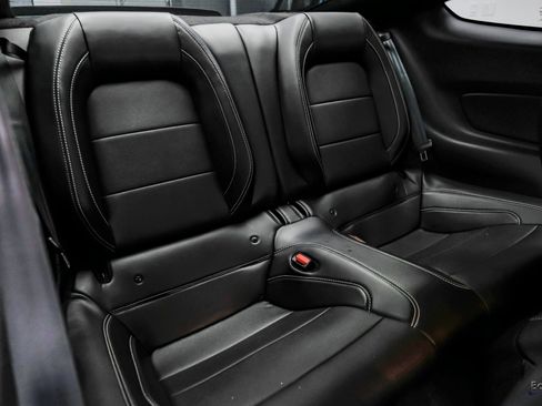 Used 2022 Ford Mustang Shelby GT500 w/ Technology Package RWD image 83
