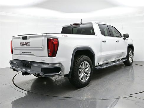 Used 2020 GMC Sierra 1500 SLT w/ SLT Premium Package image 3