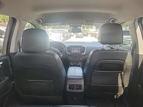 Used 2023 GMC Terrain SLT w/ LPO, Floor Liner Package FWD image 18