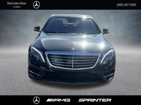 Used 2017 Mercedes-Benz S 550 Sedan image 2