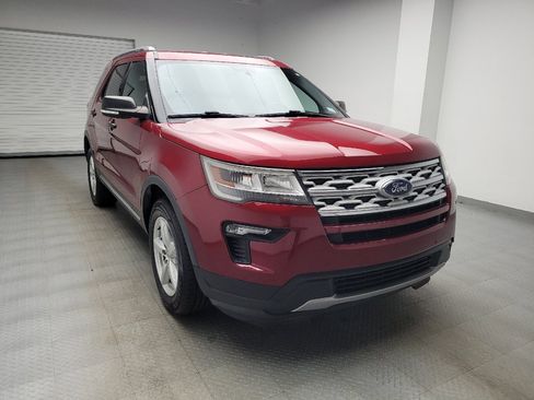 Used 2019 Ford Explorer XLT w/ Equipment Group 202A FWD image 14