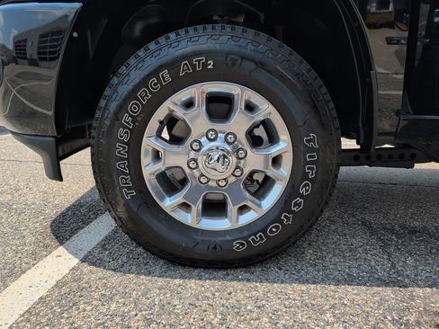 Used 2024 RAM 2500 Laramie w/ Safety Group AWD/4WD image 20