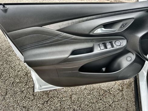 New 2026 Buick Envista Sport Touring w/ Convenience I Package FWD image 21