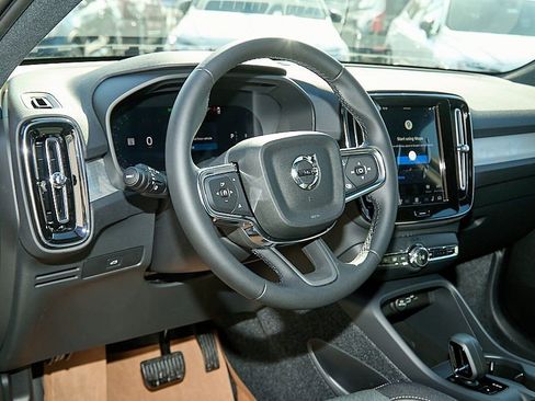 New 2026 Volvo XC40 B5 Core w/ Protection Package image 13