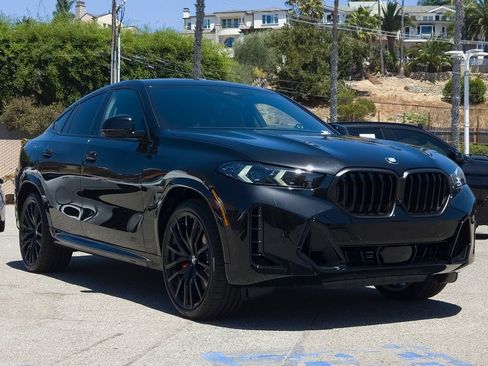 New 2027 BMW X6 xDrive40i w/ Premium Package AWD/4WD image 2