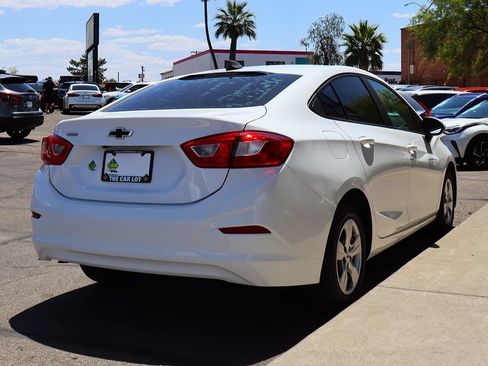 Used 2018 Chevrolet Cruze LS FWD image 13