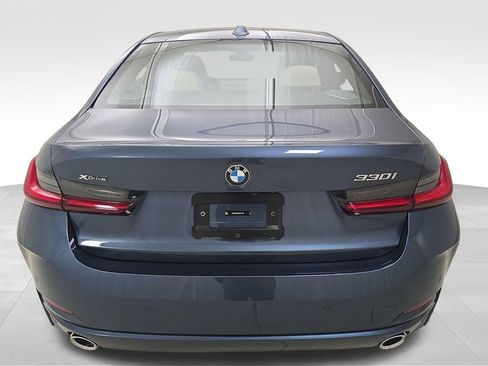 Used 2026 BMW 330i xDrive Sedan w/ Convenience Package AWD/4WD image 9