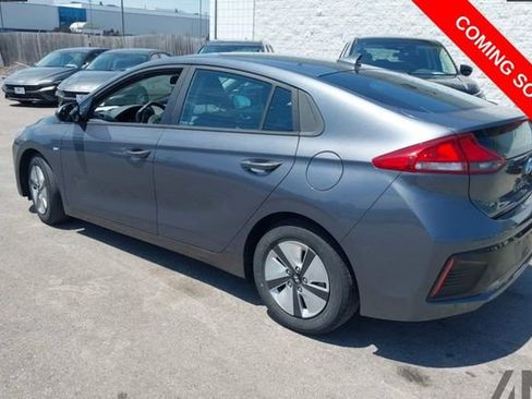 Used 2018 Hyundai Ioniq Blue FWD image 3