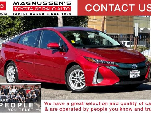 Used 2017 Toyota Prius Prime Plus FWD image 1