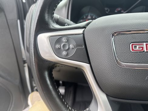 Used 2022 GMC Canyon Elevation image 18