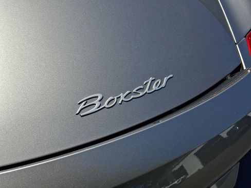 Used 2006 Porsche Boxster RWD image 30