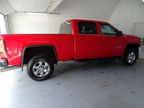 Used 2018 GMC Sierra 2500 SLE w/ Suspension Package, Off-Road image 21