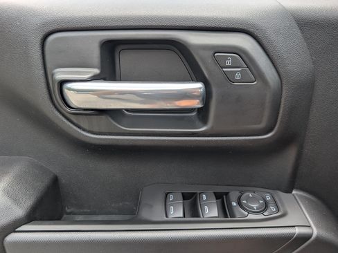 Used 2026 Chevrolet Silverado 1500 Custom w/ Turbomax Blackout Package AWD/4WD image 15