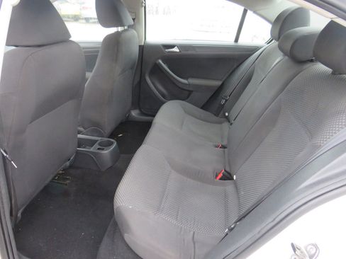 Used 2012 Volkswagen Jetta S image 20
