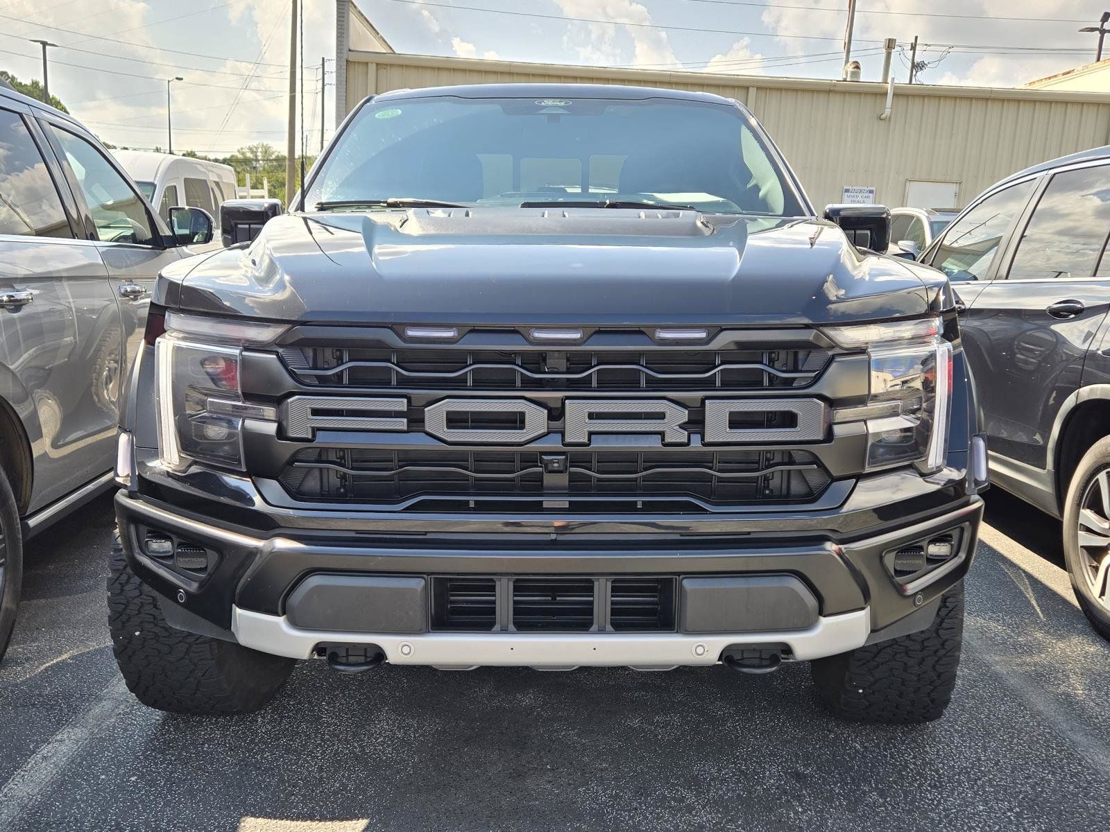 Used 2025 Ford F150 Raptor AWD/4WD image 2