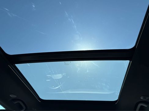 Used 2023 Jeep Grand Cherokee Summit w/ Luxury Tech Group V image 29