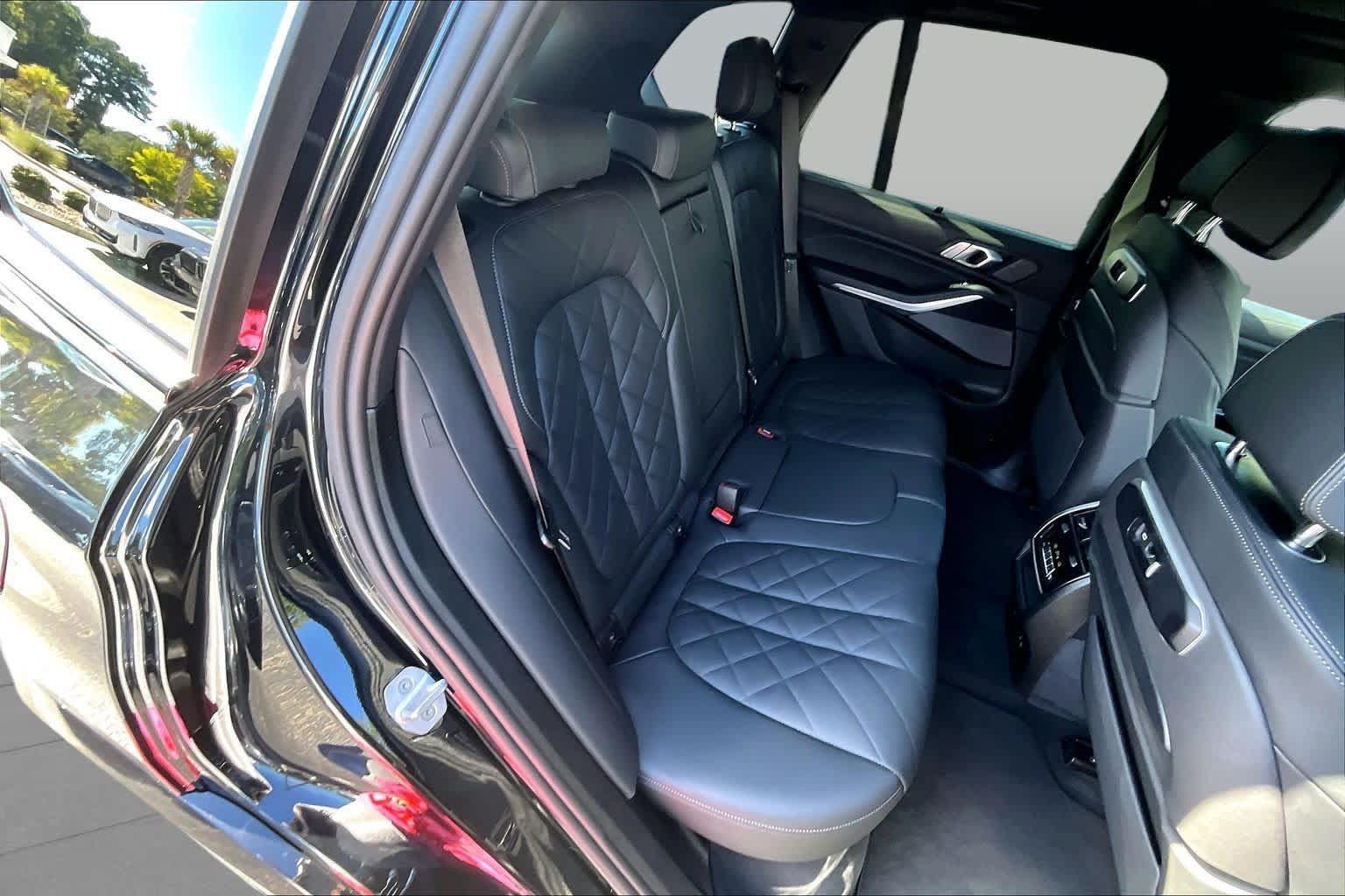 Used 2026 BMW X5 M60i AWD/4WD image 20