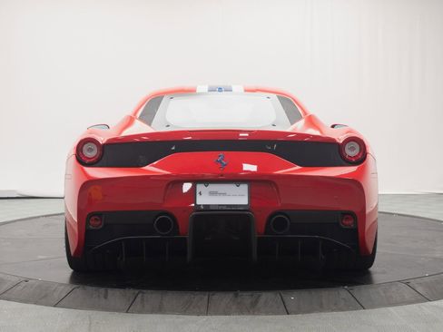 Used 2015 Ferrari 458 Speciale Coupe RWD image 4