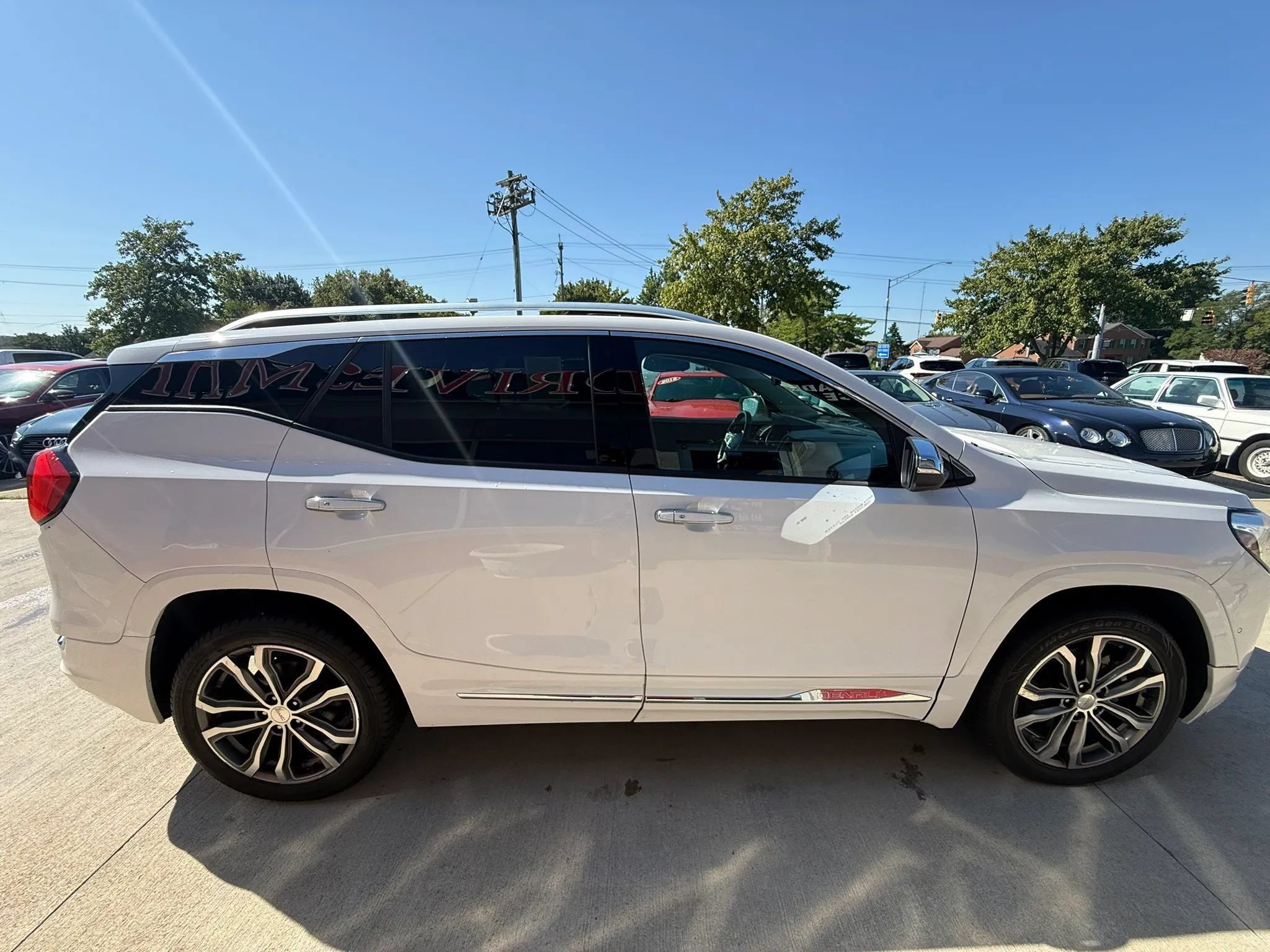 Used 2019 GMC Terrain Denali w/ Advanced Safety Package AWD/4WD image 7