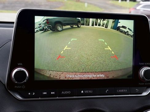 Used 2024 Nissan Sentra SV image 24