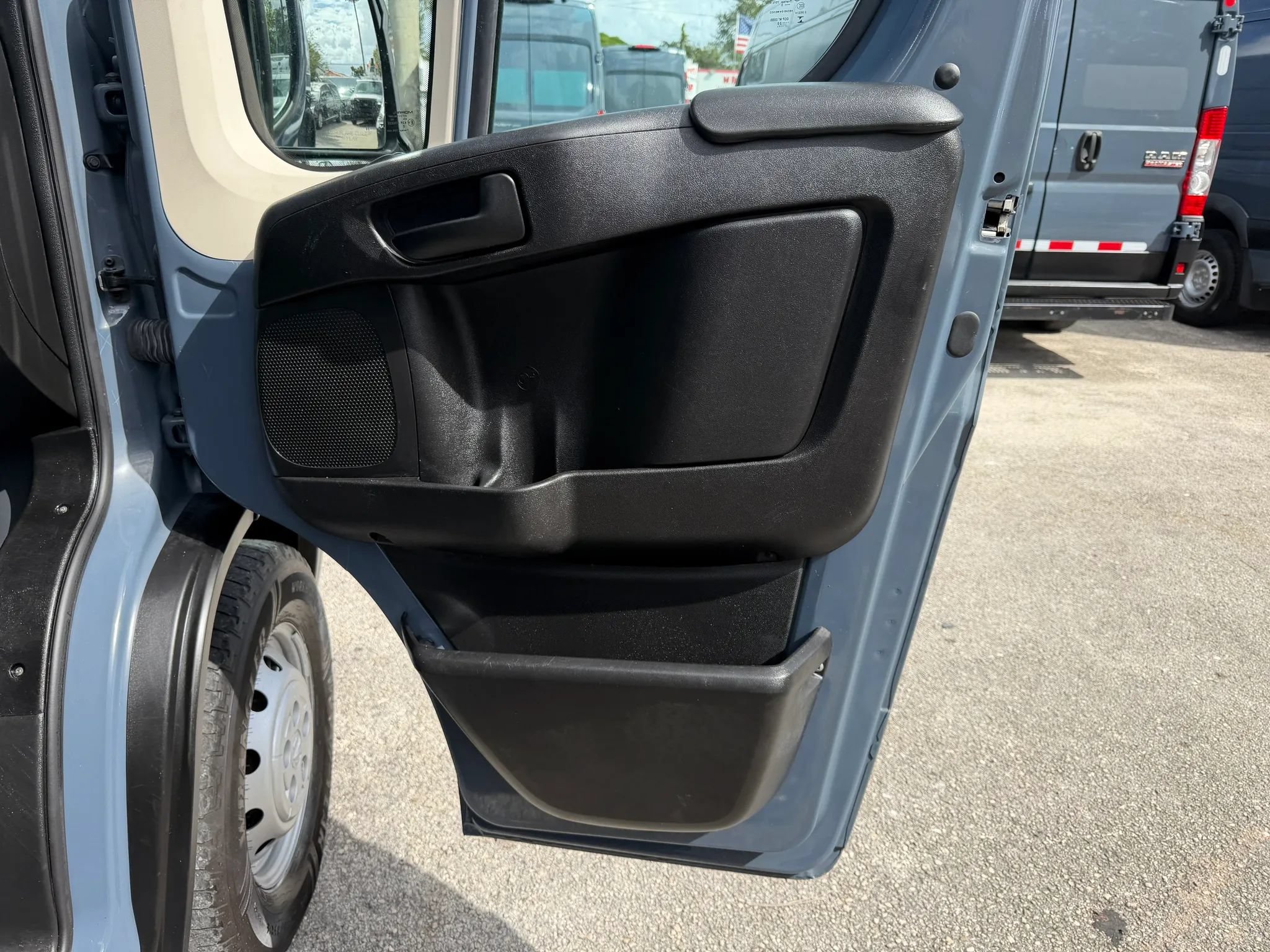 Used 2020 RAM ProMaster 3500 FWD image 17