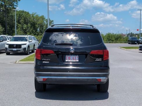 Used 2018 Honda Pilot Elite image 4