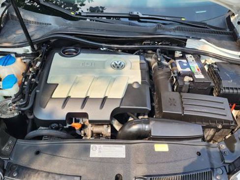 Used 2012 Volkswagen Jetta TDI FWD image 21