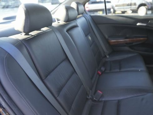 Used 2012 Honda Accord EX-L image 17