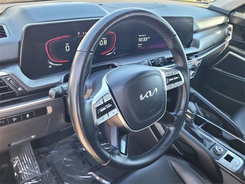 Used 2024 Kia Telluride LX image 23