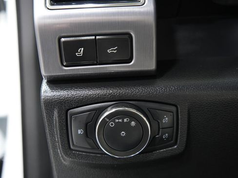 Used 2021 Ford Expedition Platinum image 33