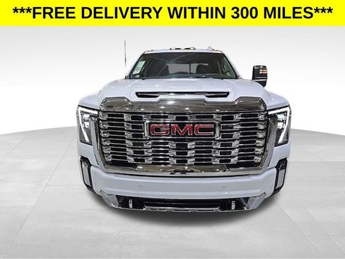 New 2026 GMC Sierra 3500 Denali w/ Denali Reserve Package image 2