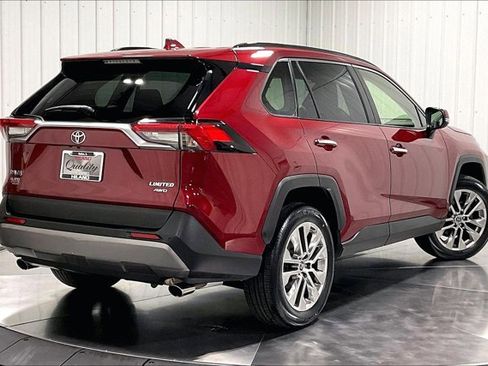 Used 2019 Toyota RAV4 Limited w/ Advanced Technology Package AWD/4WD image 13