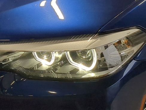 Used 2019 BMW 530e xDrive w/ Luxury Package image 14