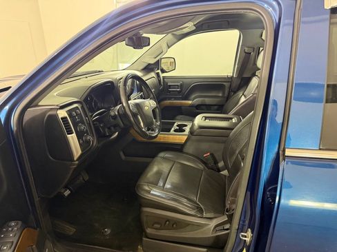 Used 2016 Chevrolet Silverado 1500 LTZ w/ Sport Package AWD/4WD image 9