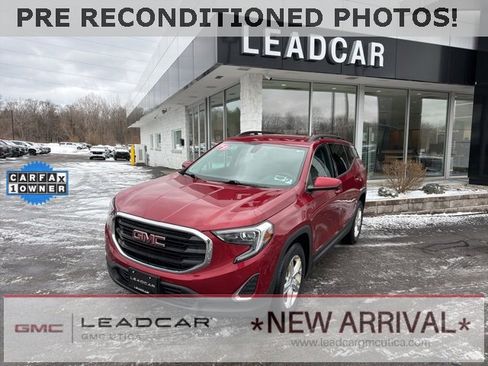 Used 2019 GMC Terrain SLE w/ Driver Convenience Package image 1