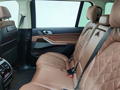 Used 2026 BMW X7 xDrive40i image 33