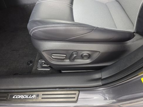 Used 2024 Toyota Corolla XSE FWD image 25