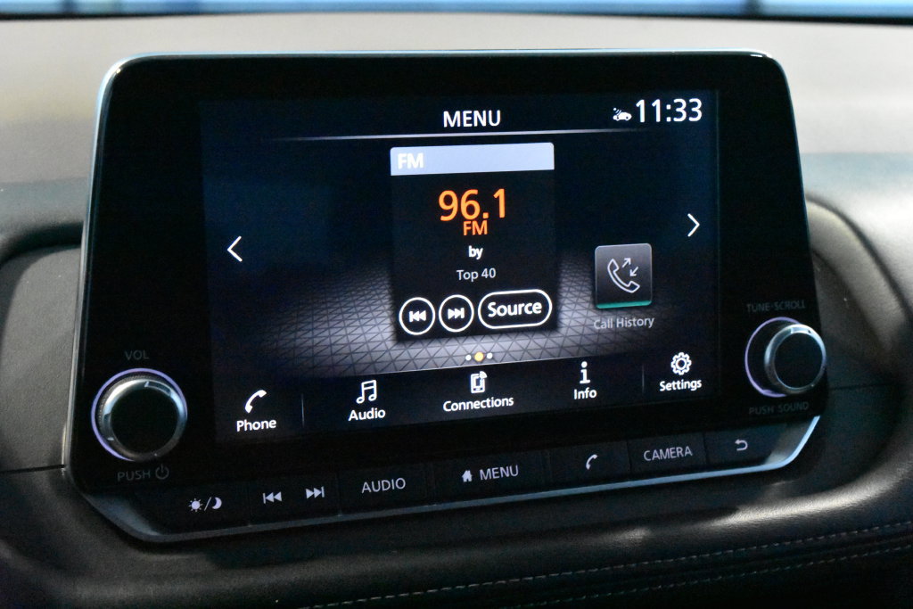 Used 2023 Nissan Rogue SV AWD/4WD image 10