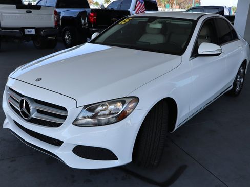 Used 2015 Mercedes-Benz C 300 Sedan image 9