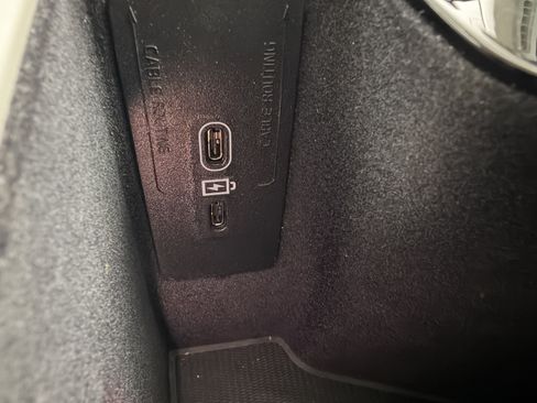 Used 2023 Volvo XC90 B6 Ultimate w/ Lounge Package AWD/4WD image 19