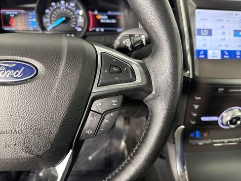 Used 2020 Ford Edge Titanium w/ Equipment Group 301A AWD/4WD image 13