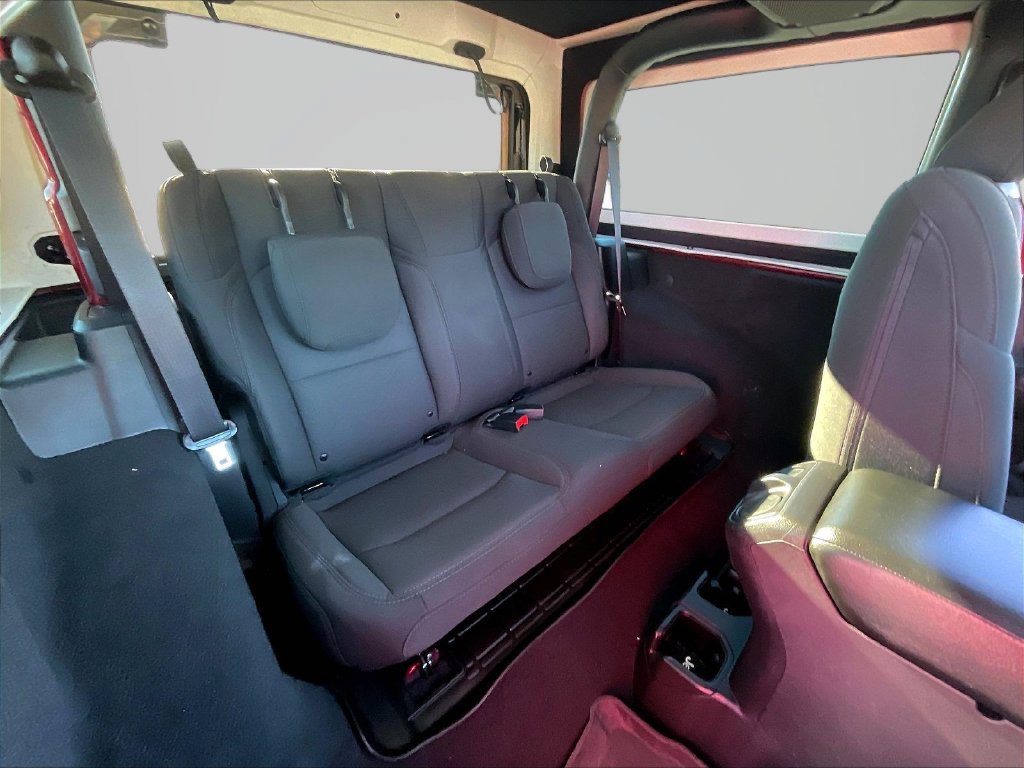 Used 2022 Jeep Wrangler Sport AWD/4WD image 24