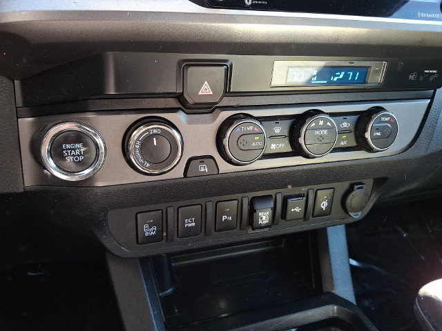 Certified 2022 Toyota Tacoma TRD Off-Road w/ Technology Package AWD/4WD image 15