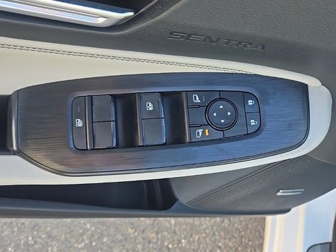 New 2026 Nissan Sentra SL image 12