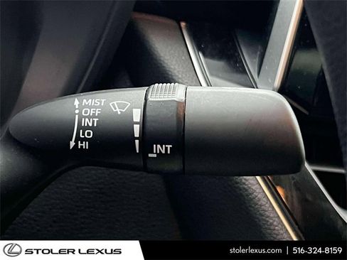 Used 2021 Toyota Corolla LE image 27