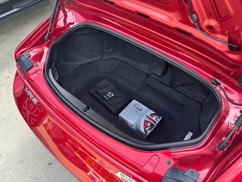 Used 2017 MAZDA MX-5 Miata Club w/ Brembo/BBS Package image 36