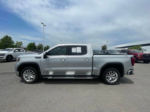 Used 2021 GMC Sierra 1500 SLT w/ SLT Premium Plus Package AWD/4WD image 4