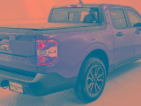 Certified 2022 Ford Maverick Lariat w/ Lariat Luxury Package FWD image 3