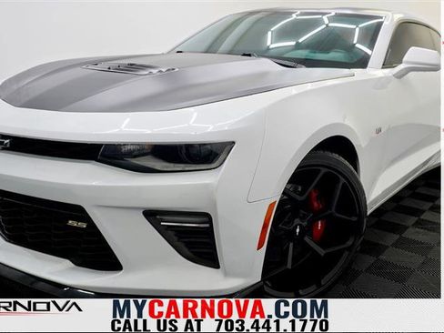 Used 2017 Chevrolet Camaro SS RWD image 1